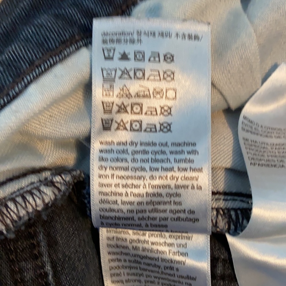 CALVIN KLEIN Slim Jeans - Picture 11 of 11